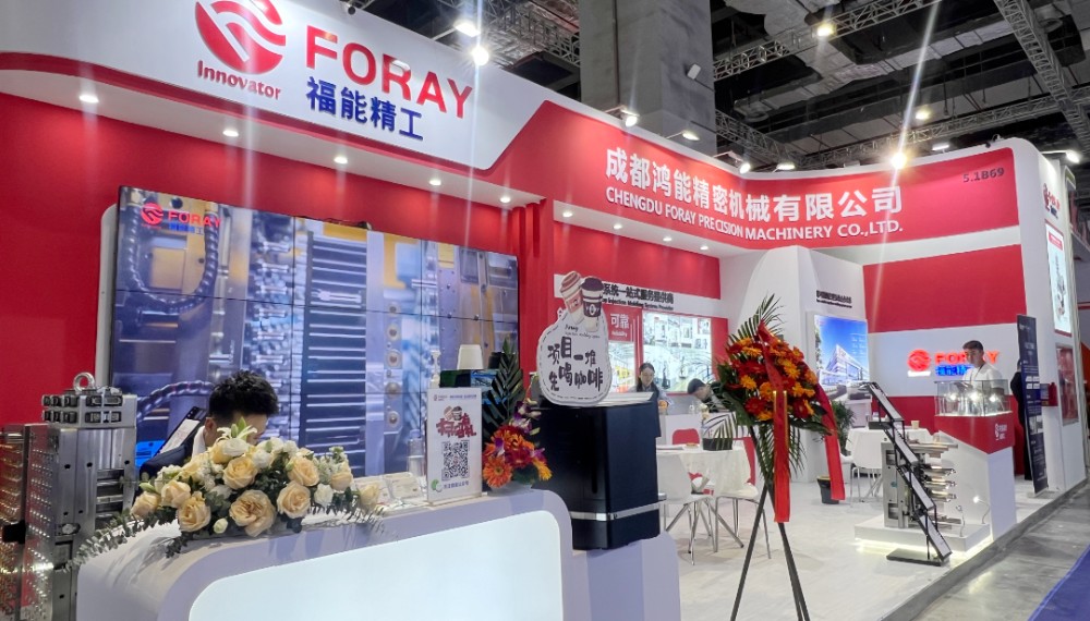 Foray One-stop Injection Molding System Solution Shines at CHINAPLAS 2024 Exhibition